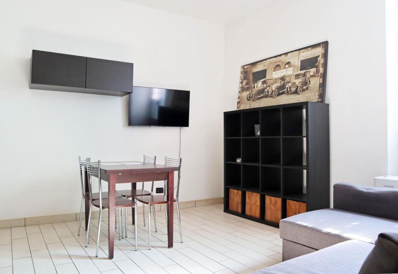 Isola Comfort Apartment Milán Exteriér fotografie